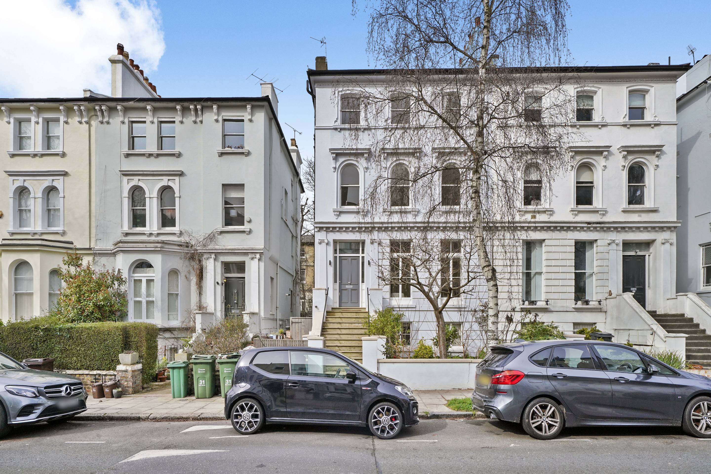			3 Bedroom, 2 bath, 1 reception Flat			 Priory Terrace, South Hampstead NW6